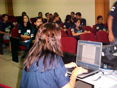 Alunos representantes das escolas acompanharam os resultados na sede do TRE_jpg_JPG.jpg