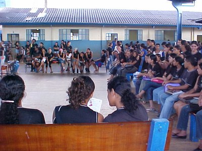 Ginasio lotado para comicio_jpg_JPG.jpg